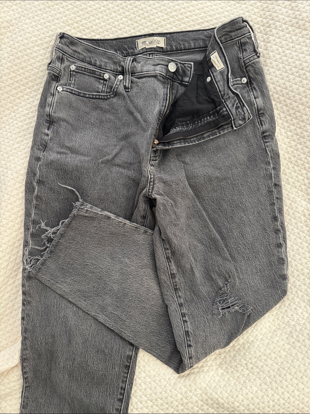 Madewell Women’s High-Rise Raw-Hem Black Skinny Jeans